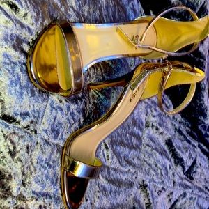 gold metallic heels